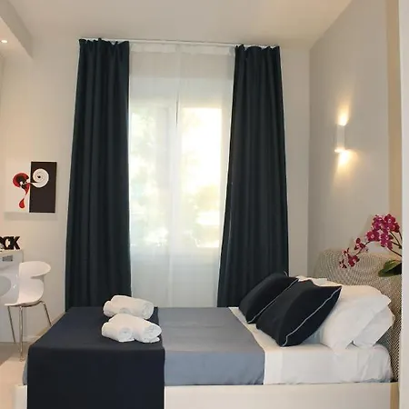 Little Rose Pensión Roma